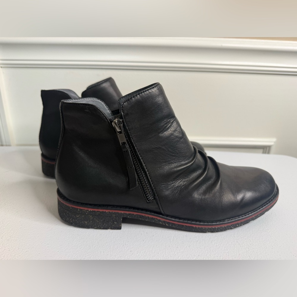 Women’s Aetrex Mila Black Ankle Boots with Zipper, size 42 - Picture 3 of 12